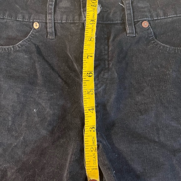 Charcoal Gray Gap corduroy shorts - Picture 5 of 7